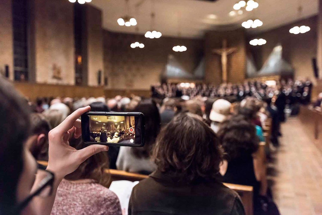 Audience view of John Finney at the Christmas concerts of BC's University Chorale and Symphony Orchestra Audience view of John Finney at the Christmas concerts of BC's University Chorale and Symphony Orchestra