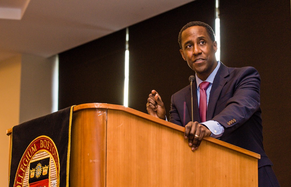 Newton Mayor Setti Warren '93 Newton Mayor Setti Warren '93