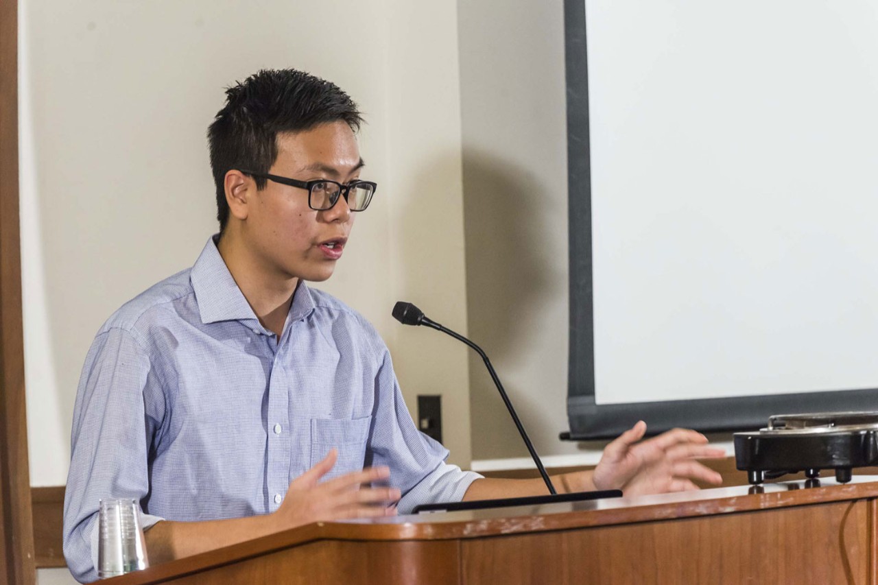 Christopher Yu '18 explains his project "Environmental Conditions of Factory Work in China: The Emerging Face of Chinese State Capitalism". Christopher Yu '18 explains his project "Environmental Conditions of Factory Work in China: The Emerging Face of Chinese State Capitalism".