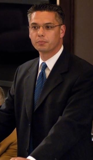 Phillip Muñoz