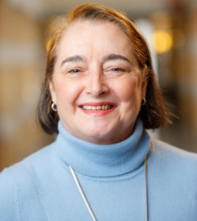 Headshot of Maria Clara Bingemer