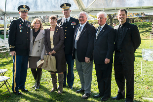 Veteran alumni standing