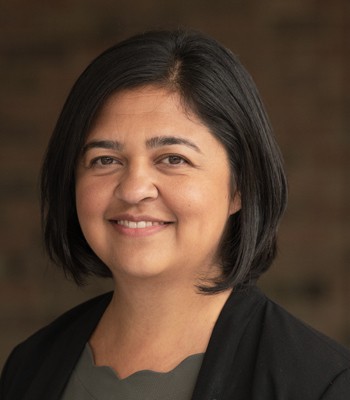 Photo of Heela Roshan