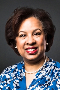 24-0447-Toni_Townes_Whitley_533x800