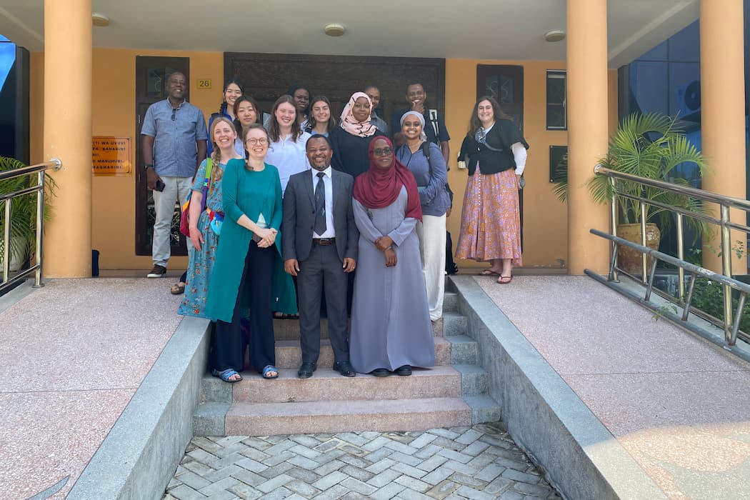 Dr. Zakaria Khamis and his partners from the Zanzibar Fisheries and Marine Resources Research Institute, part of the Blue Economy Ministry, welcomed WF&WC students and faculty, and partner Dr. Mary Khatib to learn more about Zanzibari policies in relation to tourism and the environment. Dr. Zakaria helped students to understand the state of the environment and importance of the tourism sector. He also helped to steer the direction of the research project, illuminating the need for students to conduct interviews to understand the community’s perspective on these topics and where issues may lay in order to better guide policy decisions.