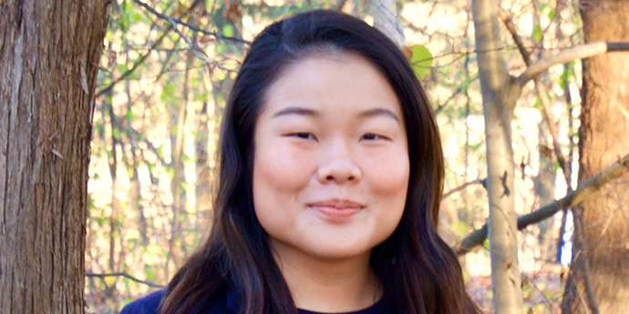 Naomi Lam ’25