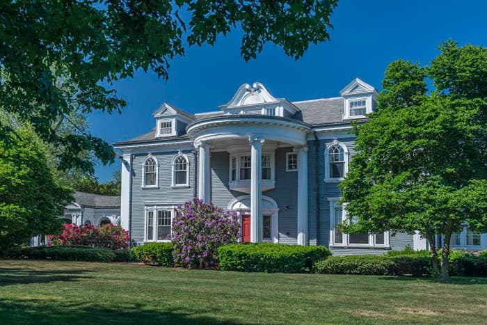 Connolly House