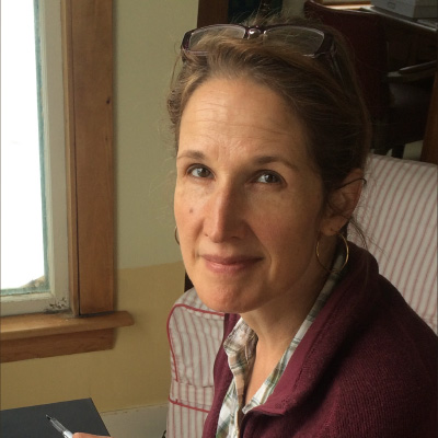 headshot of Kim Garcia